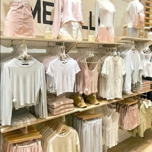 i am not selling anything